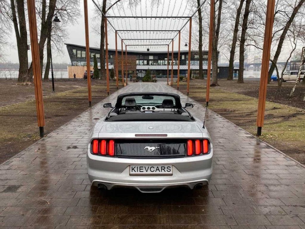 Аренда Ford Mustang в Киеве